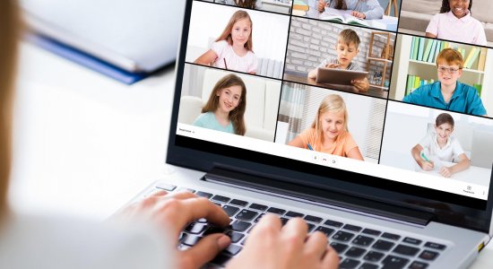 Alessandro Bencivenni: sondaggi durante le lezioni con Google Meet