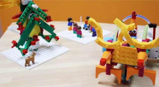 LEGO Education SPIKE Essential: STEAM, robotica e storytelling in chiave natalizia