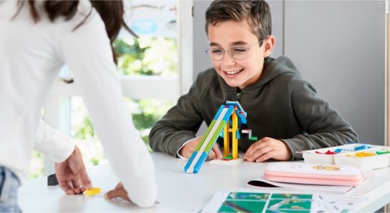 Tra STEM e sport: idee di lezione con LEGO Education BricQ Motion